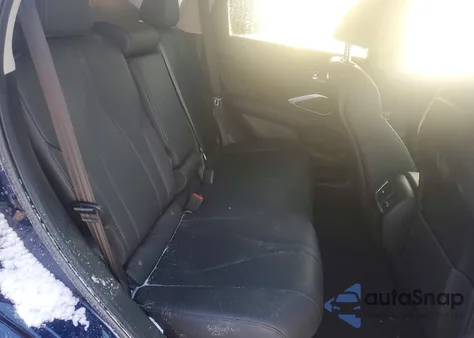 2021 Acura Rdx z USA, uszkodzony, nr VIN 5J8TC2H34ML006503